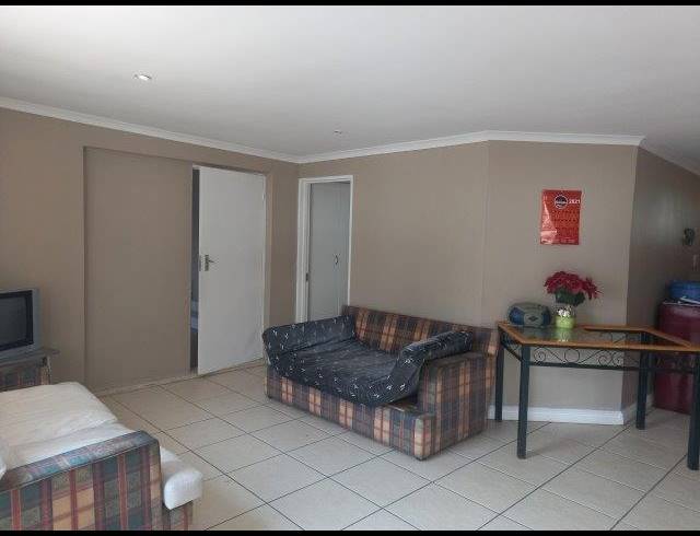 3 BEDROOM APARTMENT RENTED IN WALMER